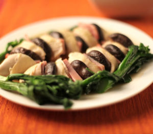 knorr-chicken-chicken-breast-with-bone-chicken with ham and-green-vegetables-590x520