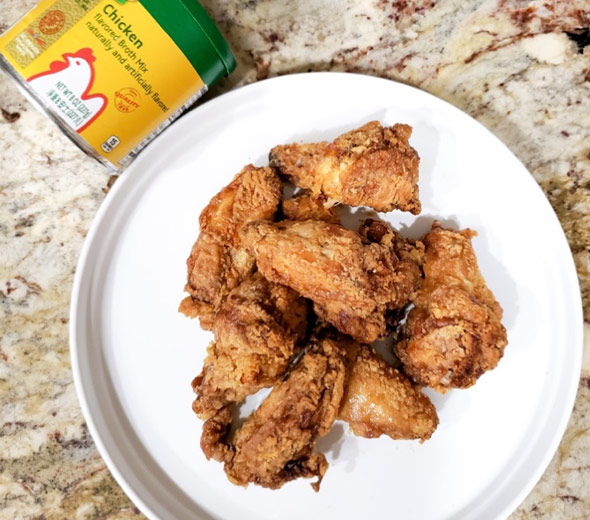 Crispy Fried Chicken Wings (by @eatanddrinkhouston) Crispy Fried Chicken Wings
