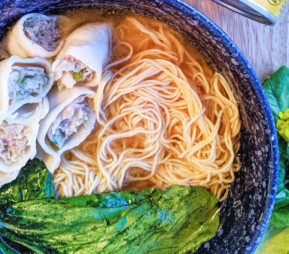 Wonton Soup (by @nomsoftoronto) Wonton Soup