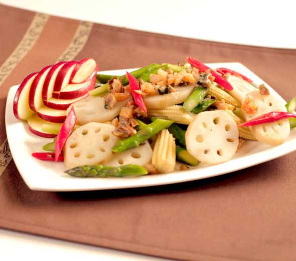Authentic Dry Seafood Stir Fry with Crispy Vegetables knorr-appetizer-dry-oyster-soaked-dry-seafood stir fry-with-vegetables-590x520