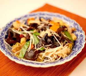 knorr-noodle-steamed-egg-noodles lo han vegetarian-noodle-590x520