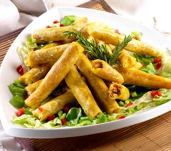 Halal Spring Rolls with Chicken Kofta and Vegetables